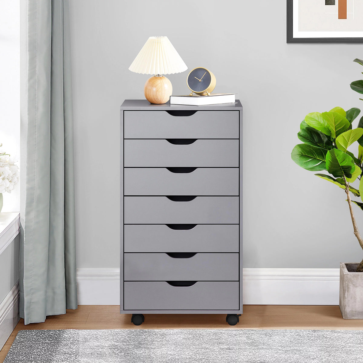 White 7 Drawer Dresser S689